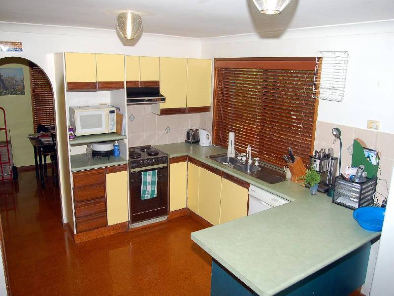 Battery Hill QLD 4551