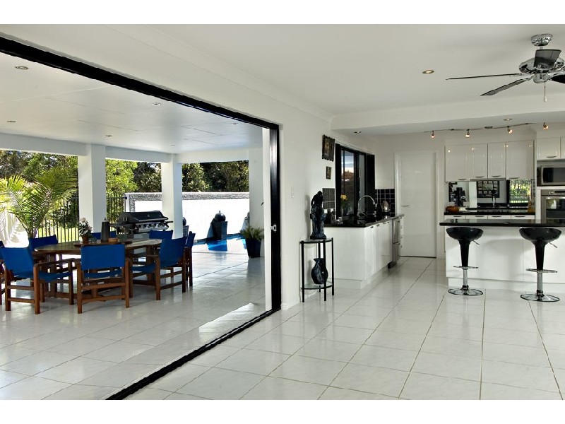 Little Mountain QLD 4551