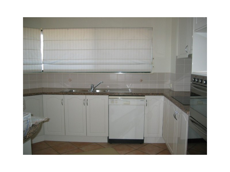 2/18 Queen Of Colonies Pde , Moffat Beach QLD 4551