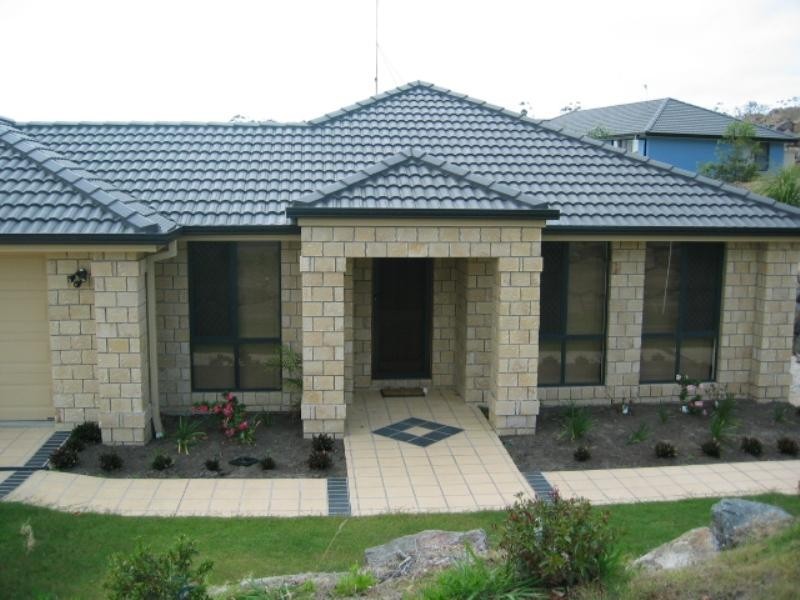 4 Timbertop Ct, Little Mountain QLD 4551