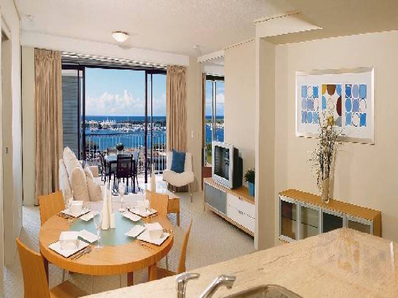 100 NEXUS TOWERS – Scarborough Street, Southport QLD 4215