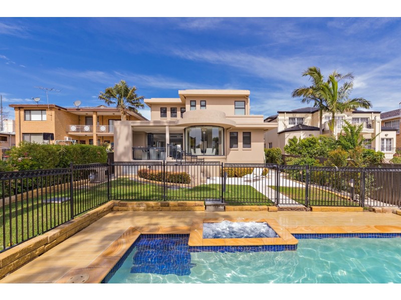 7 HIGH STREET, Strathfield NSW 2135