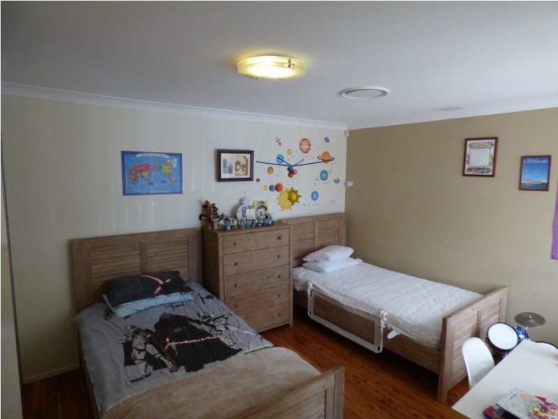 7 CHARMAINE AVE, Greenacre NSW 2190