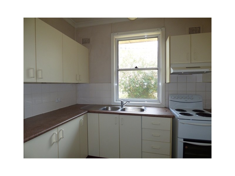 11 KEIRA AVENUE, Greenacre NSW 2190