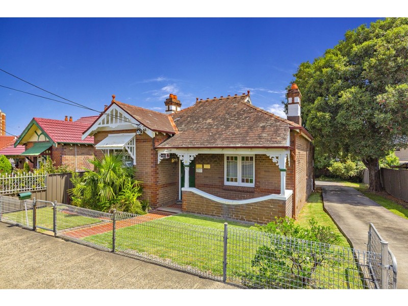 12 SWAN AVENUE, Strathfield NSW 2135