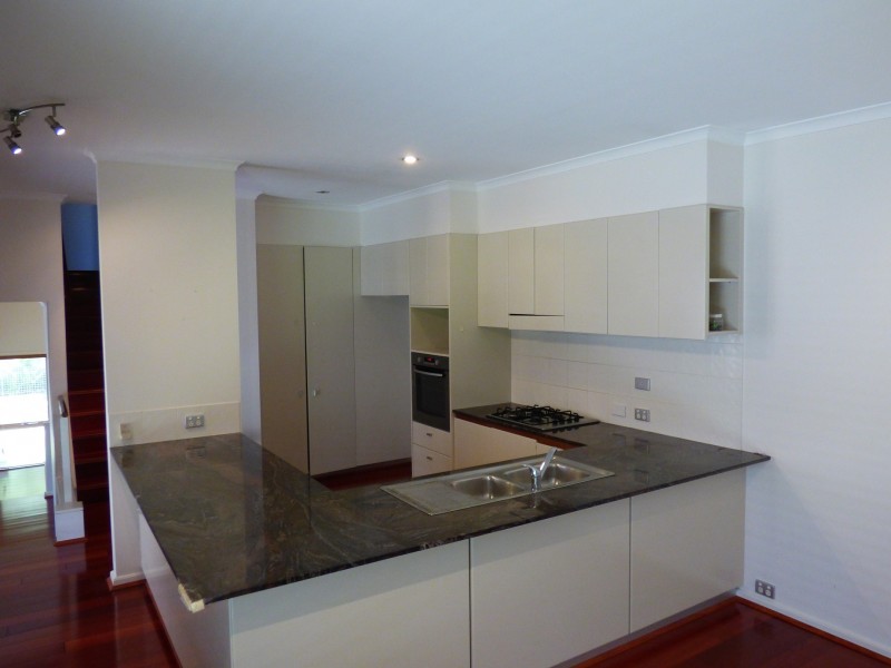 4 HEIDELBERG AVE, Newington NSW 2127