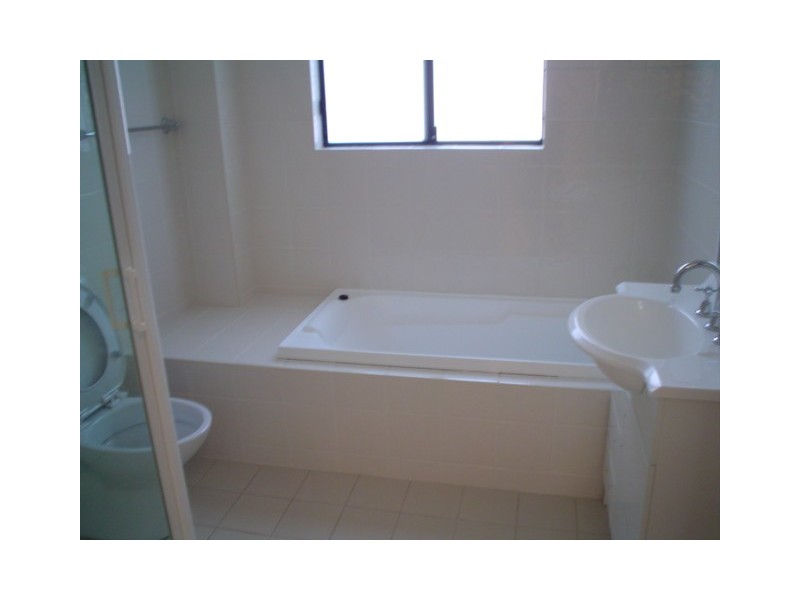 33/5-7 EXETER ROAD, Homebush West NSW 2140