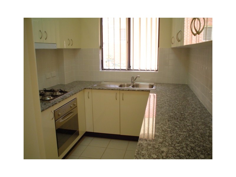 33/5-7 EXETER ROAD, Homebush West NSW 2140