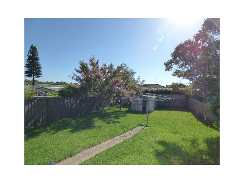 8 SAXON STREET, Belfield NSW 2191
