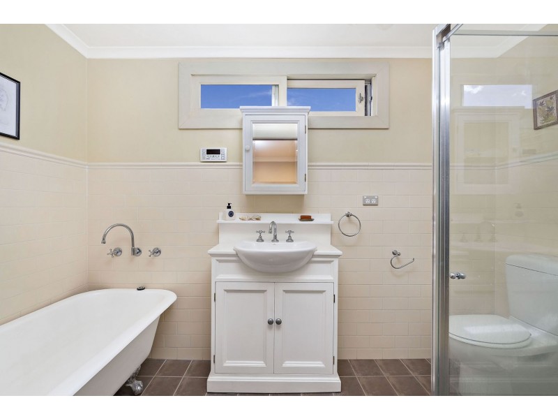 25 HUGH STREET, Belmore NSW 2192