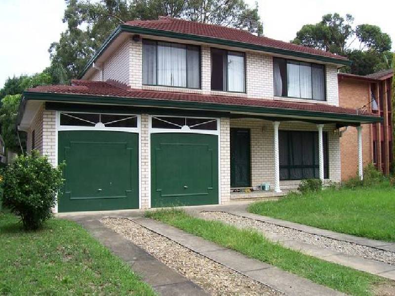 3 ISLINGTON CRESCENT, Greenacre NSW 2190