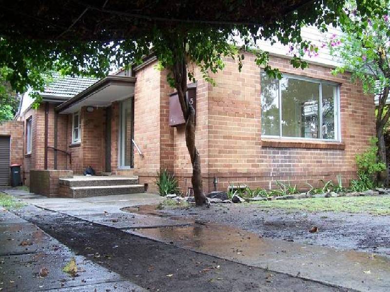 5 ROBINSON STREET, Belfield NSW 2191