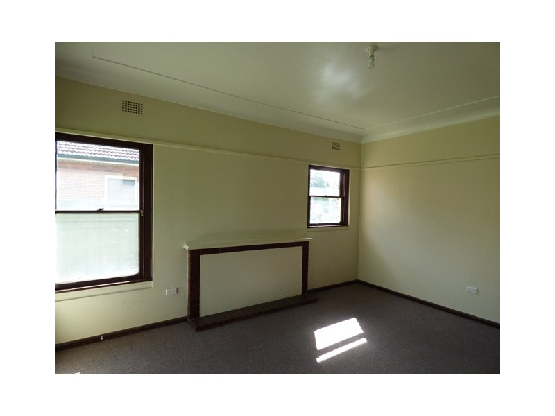 4 ISMAY AVENUE, Homebush NSW 2140