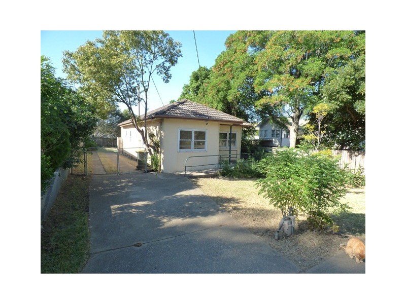 25 Whiting Street, Regents Park NSW 2143