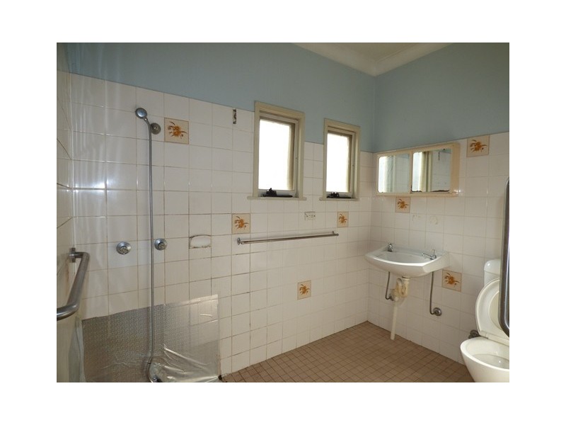 25 Whiting Street, Regents Park NSW 2143