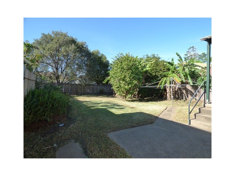 25 Whiting Street, Regents Park NSW 2143
