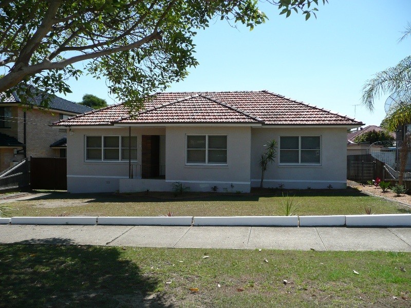 11 AMAROO AVENUE, Strathfield NSW 2135