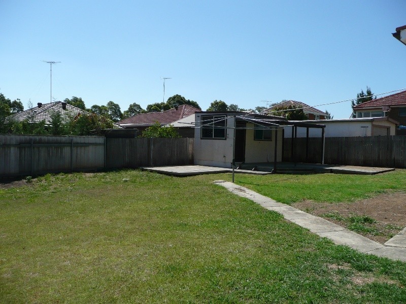 11 AMAROO AVENUE, Strathfield NSW 2135