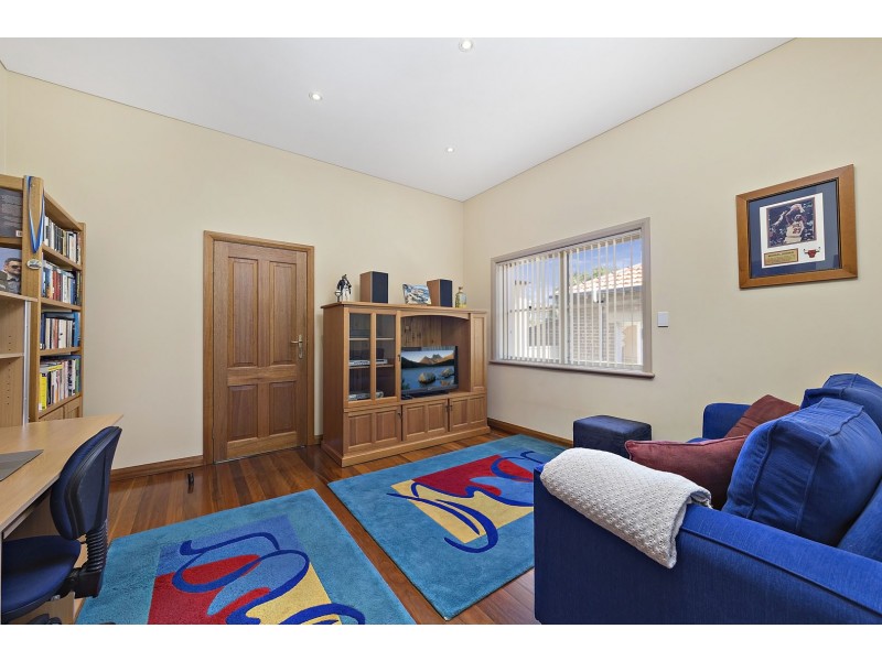 10 SHORTLAND AVENUE, Strathfield NSW 2135