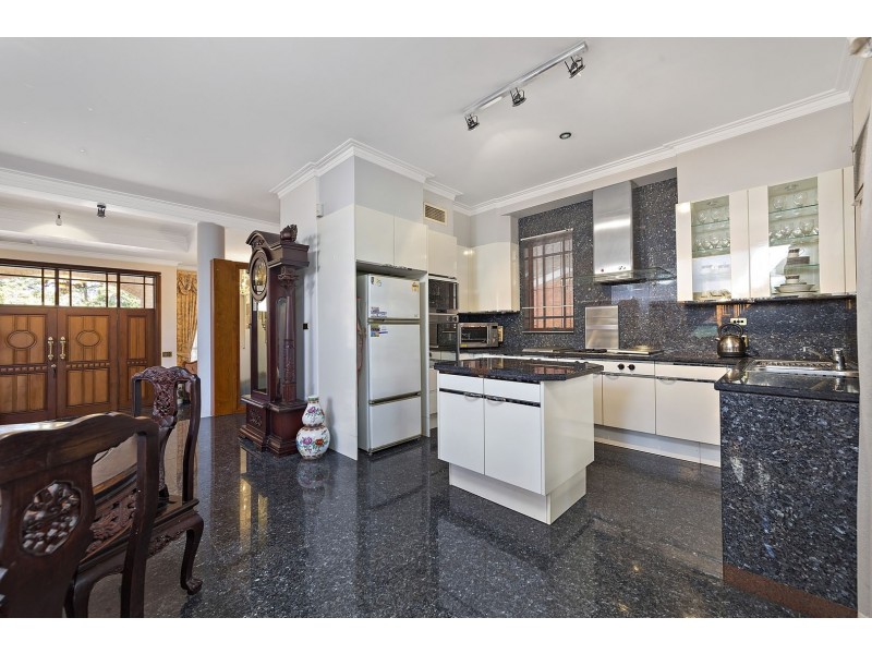 39 NEWTON ROAD, Strathfield NSW 2135