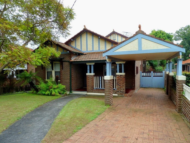15 IRELAND ST, Burwood NSW 2134