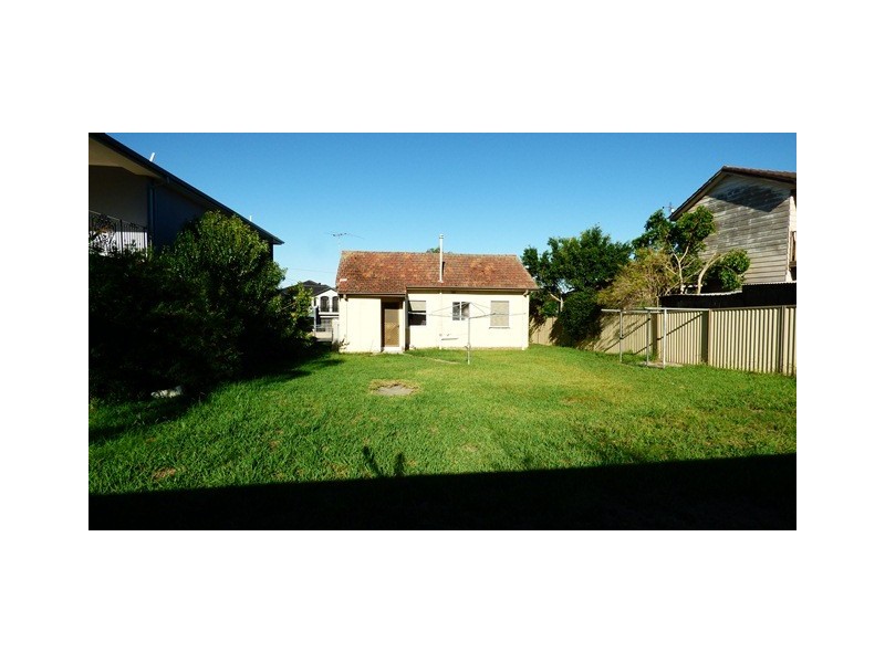 82 MAIDEN STREET, Greenacre NSW 2190