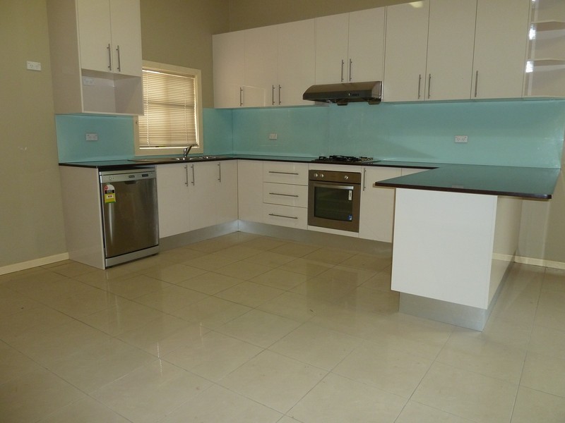 3 SHORT ST EAST, Homebush NSW 2140