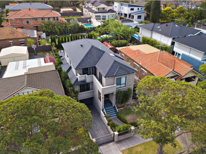 75 MINTARO AVENUE, Strathfield NSW 2135