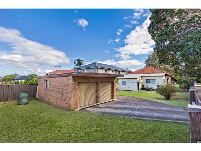 198 HOMEBUSH ROAD, Strathfield NSW 2135