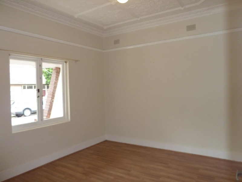8 OXFORD STREET, Burwood NSW 2134