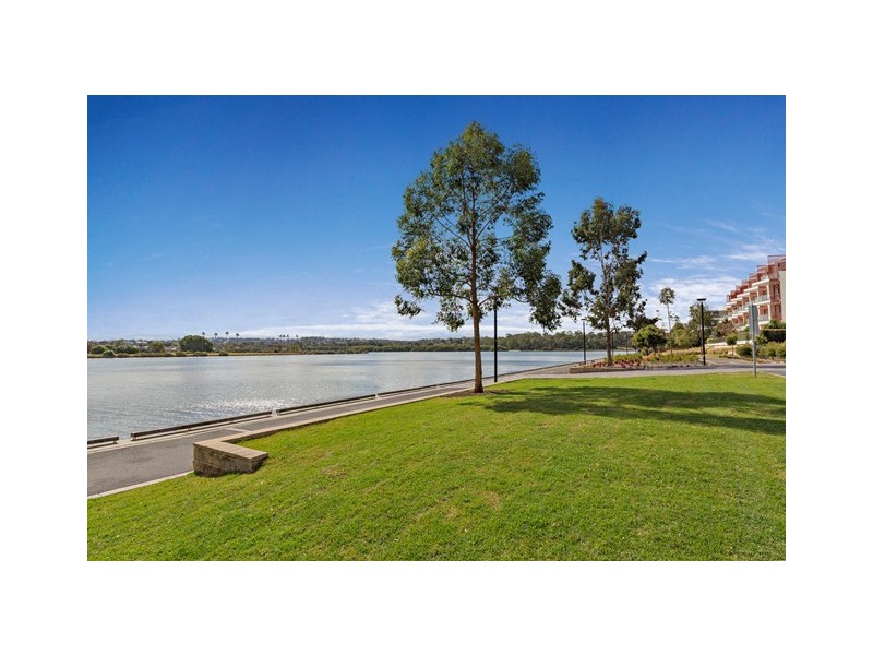 45/38 SHORELINE DRIVE, Rhodes NSW 2138