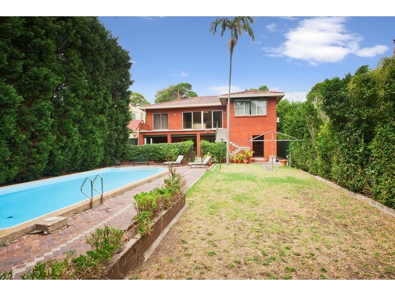 75 WOODSIDE AVENUE, Strathfield NSW 2135