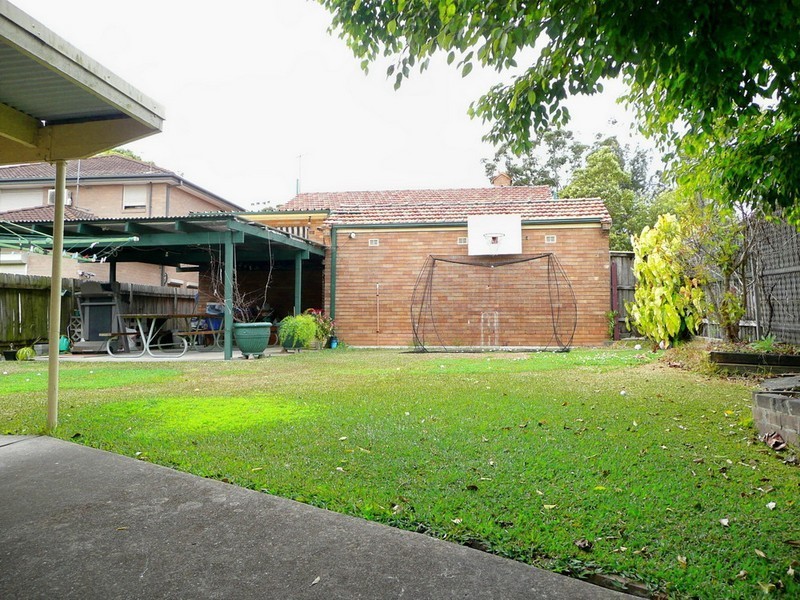 101 CHALMERS ROAD, Strathfield NSW 2135
