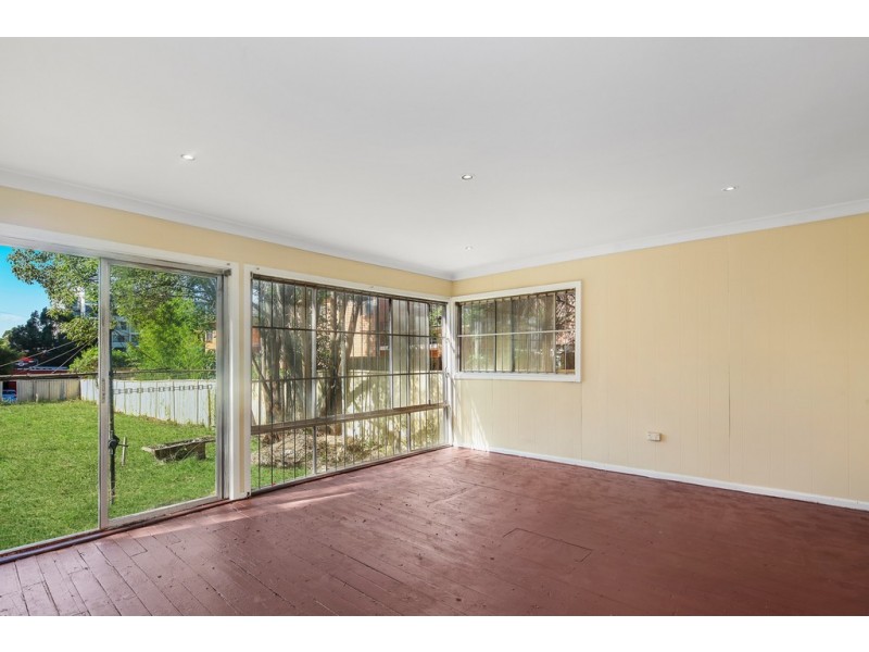 33 LOFTUS CRESCENT, Homebush NSW 2140
