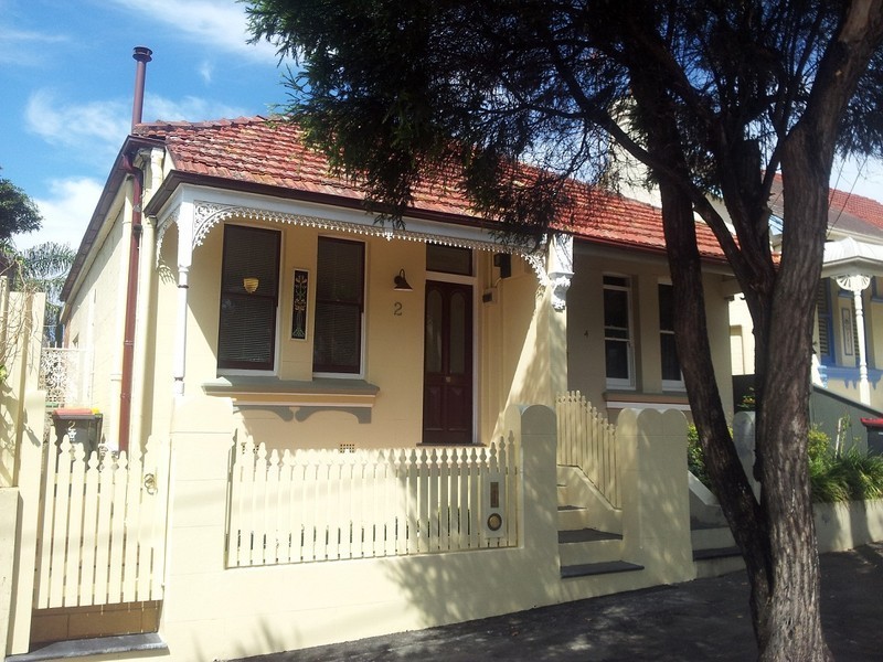 2 WILLIAM STREET, Tempe NSW 2044