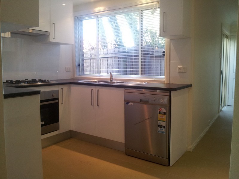 2 WILLIAM STREET, Tempe NSW 2044