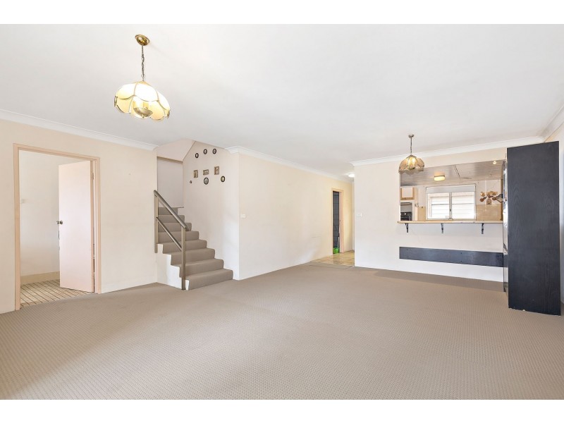 8/103 HIGHVIEW AVENUE, Greenacre NSW 2190