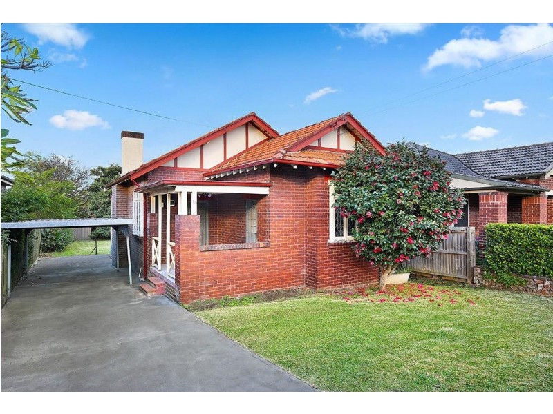 13 LLOYD GEORGE AVENUE, Concord NSW 2137