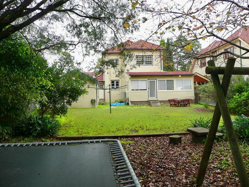 9 HYDEBRAE STREET, Strathfield NSW 2135