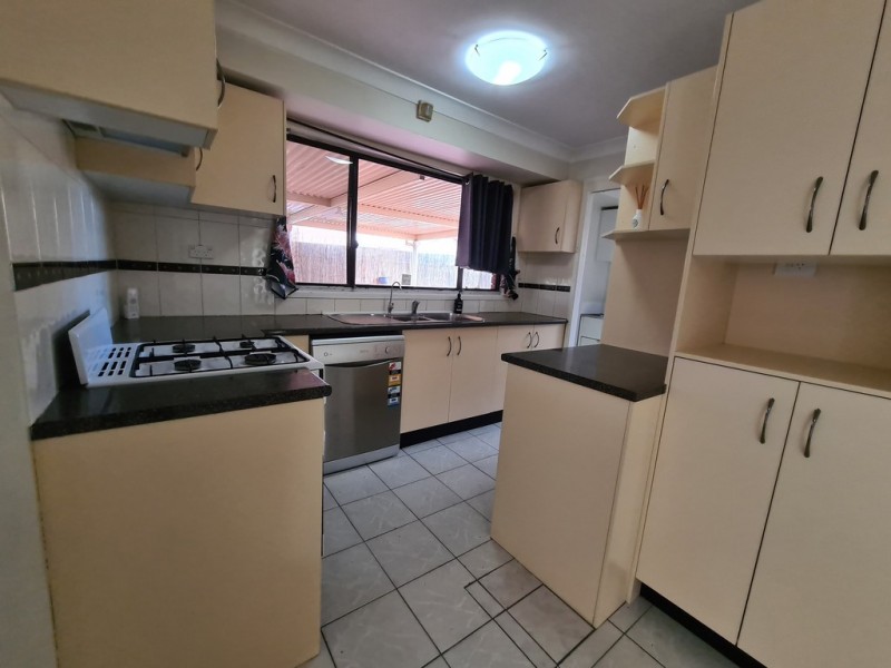 19/8 PLUNKETT CRES, Mount Druitt NSW 2770