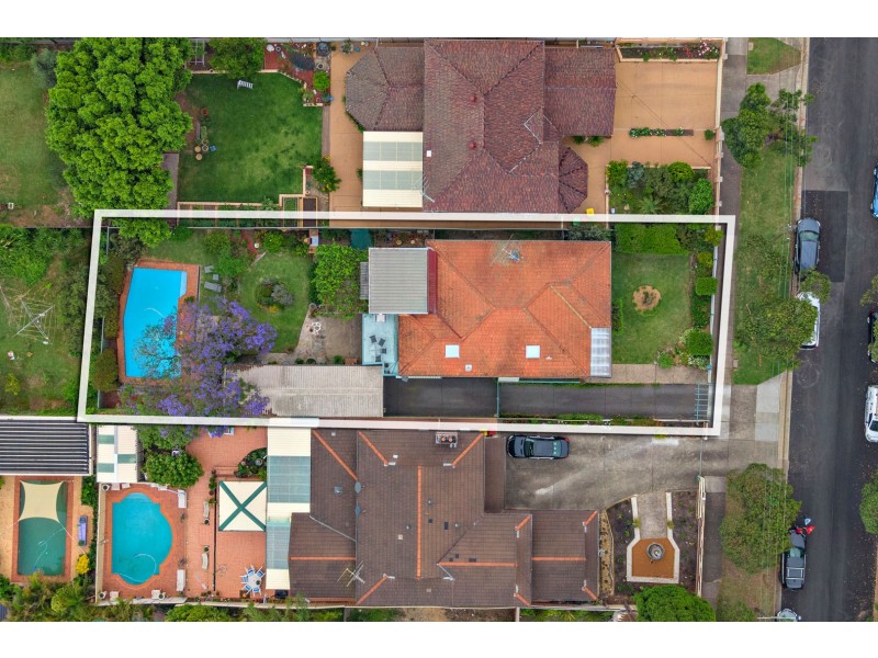 4 STRATHLORA ST, Strathfield NSW 2135