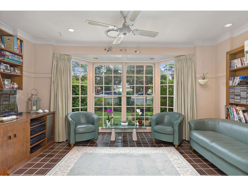 4 STRATHLORA ST, Strathfield NSW 2135