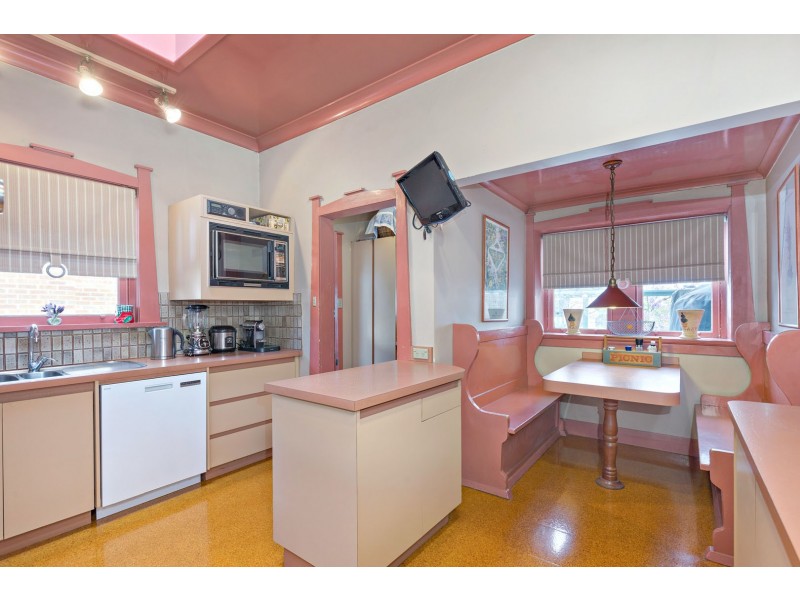 4 STRATHLORA ST, Strathfield NSW 2135
