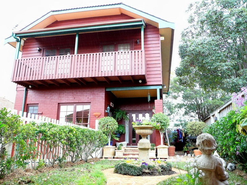220 HOMEBUSH ROAD, Strathfield NSW 2135