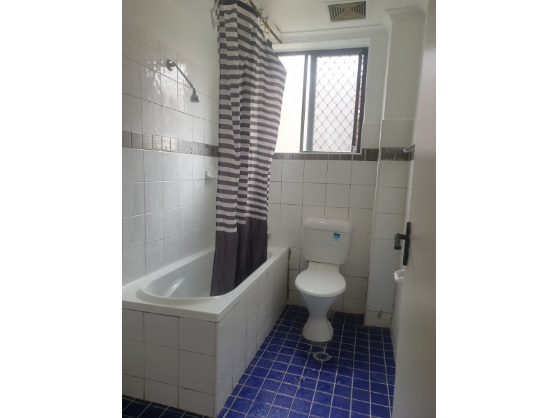 2/40 NORTHUMBERLAND ROAD, Auburn NSW 2144