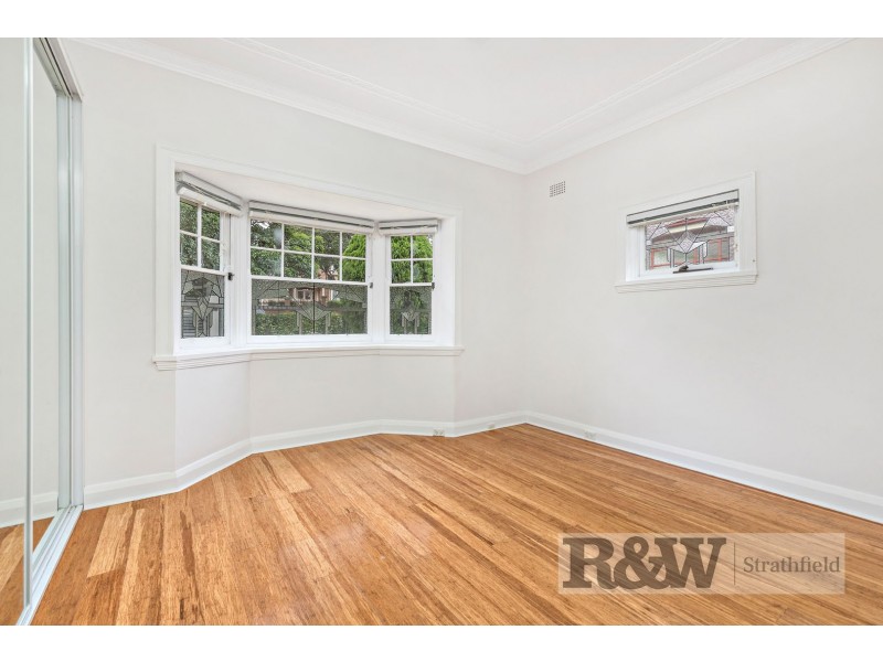 10 BIRNAM GROVE, Strathfield NSW 2135