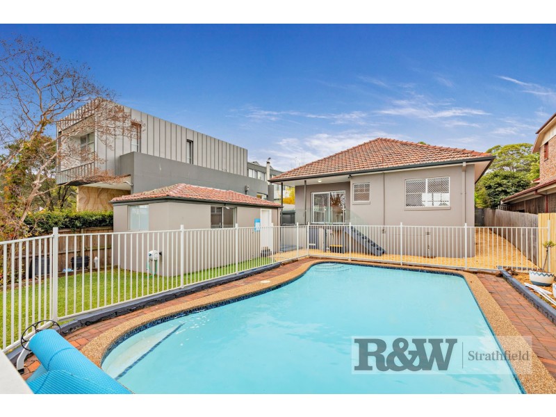 10 BIRNAM GROVE, Strathfield NSW 2135
