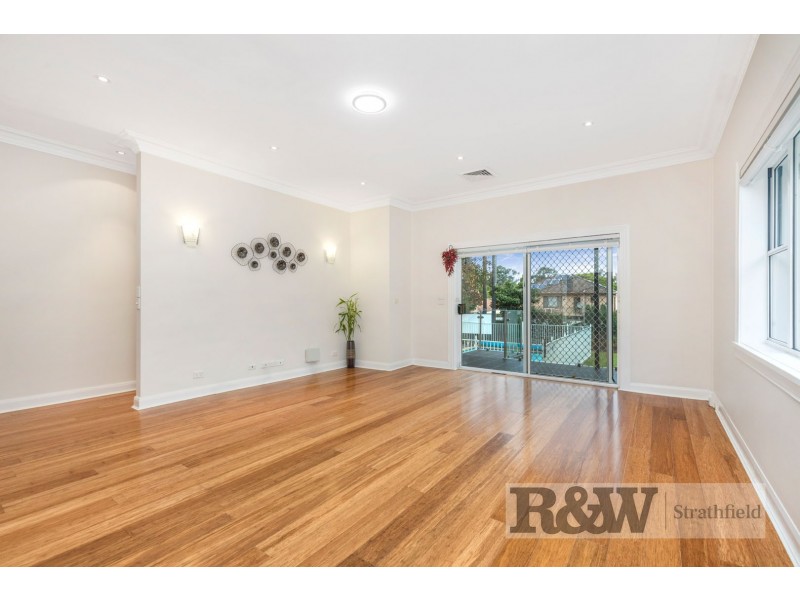 10 BIRNAM GROVE, Strathfield NSW 2135