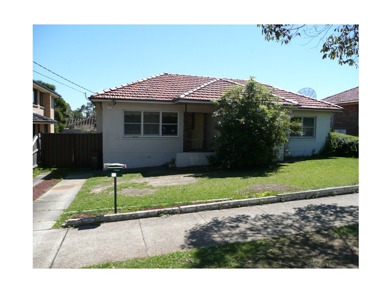 11 Amaroo Avenue, Strathfield NSW 2135