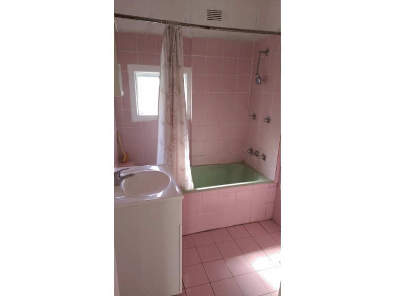 27 THE BOULEVARDE, Lidcombe NSW 2141